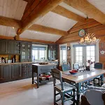 Spacious With Sauna & Scenic Terrace بيت للعطل