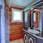 Spacious With Sauna & Scenic Terrace Beitostolen