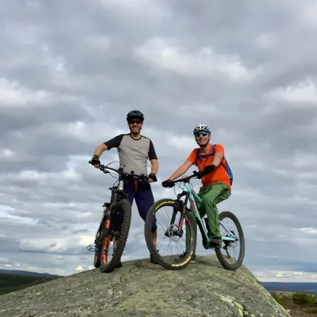 Spacious With Sauna & Scenic Terrace 度假居 Beitostolen