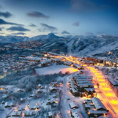 度假居 Spacious With Sauna & Scenic Terrace Beitostolen