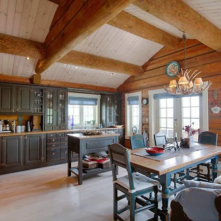 Spacious With Sauna & Scenic Terrace 度假居